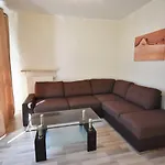 Notabene Wola 3*