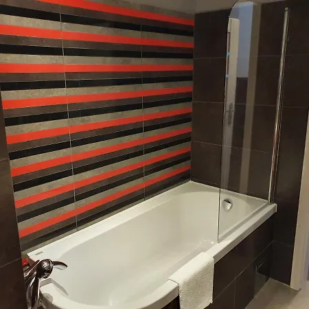 Notabene Wola Hotel apartamentowy Warszawa