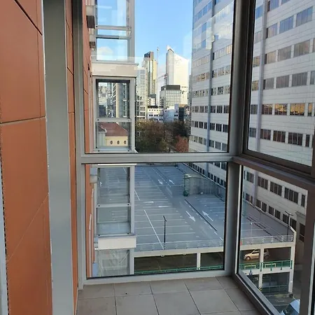 Notabene Wola Hotel apartamentowy 3*