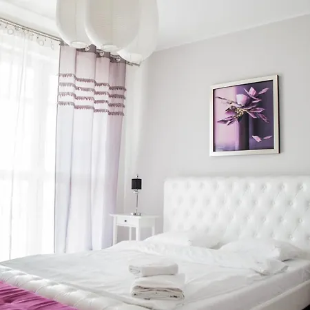 Notabene Wola Warschau