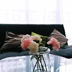 Notabene Wola شقة فندقية
